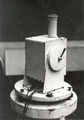 Taeva spektrofotomeeter. M. Sulev, teostus sektori töökoda. Hajutajaks on mattklaas, sensoriks fotokordisti, mootor ajab ringi kuue filtriga filtriketast.
