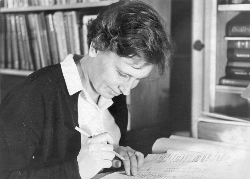 V. Russak